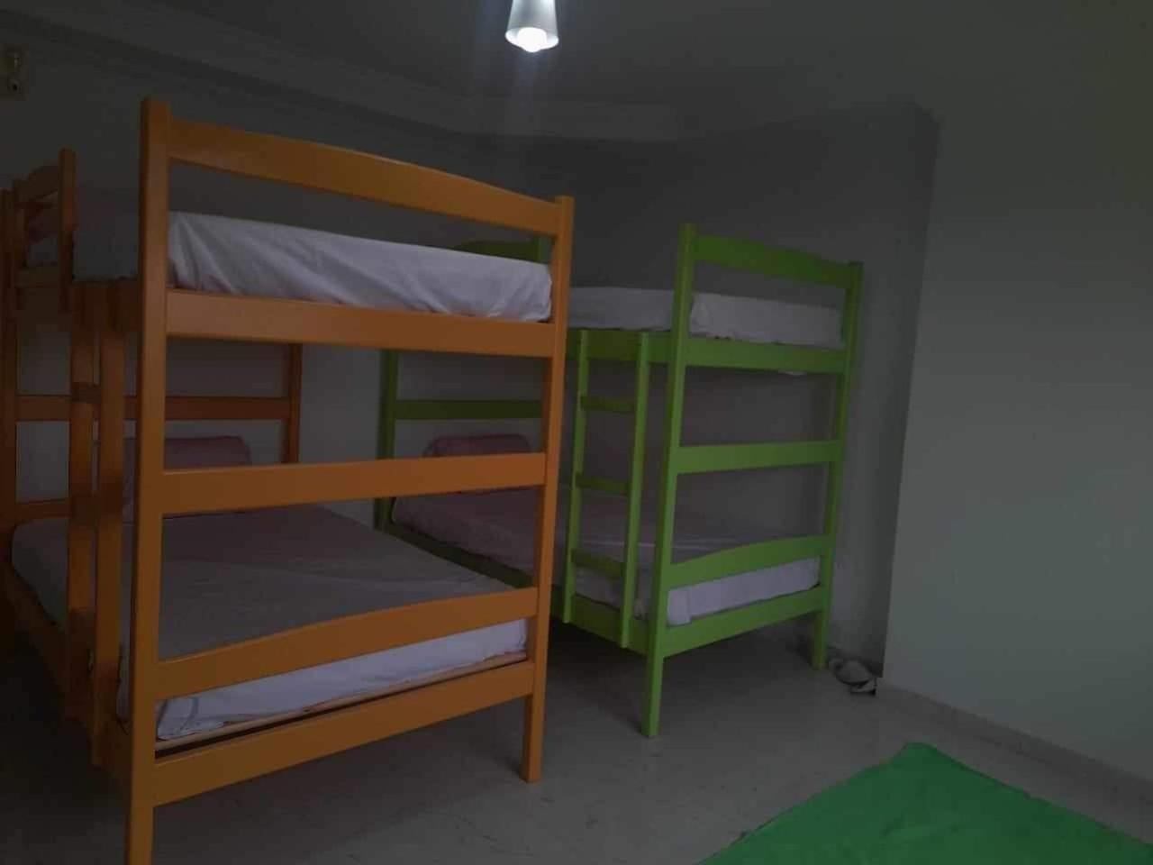 Virtue Pyramid View House Females,children And Families Only Apartment *